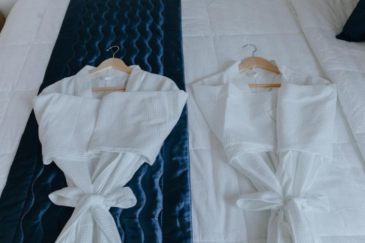 Paris Hotel Binh Thuan Tuy Phong Buitenkant foto